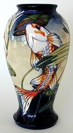 Quiet Waters Vase 46/10